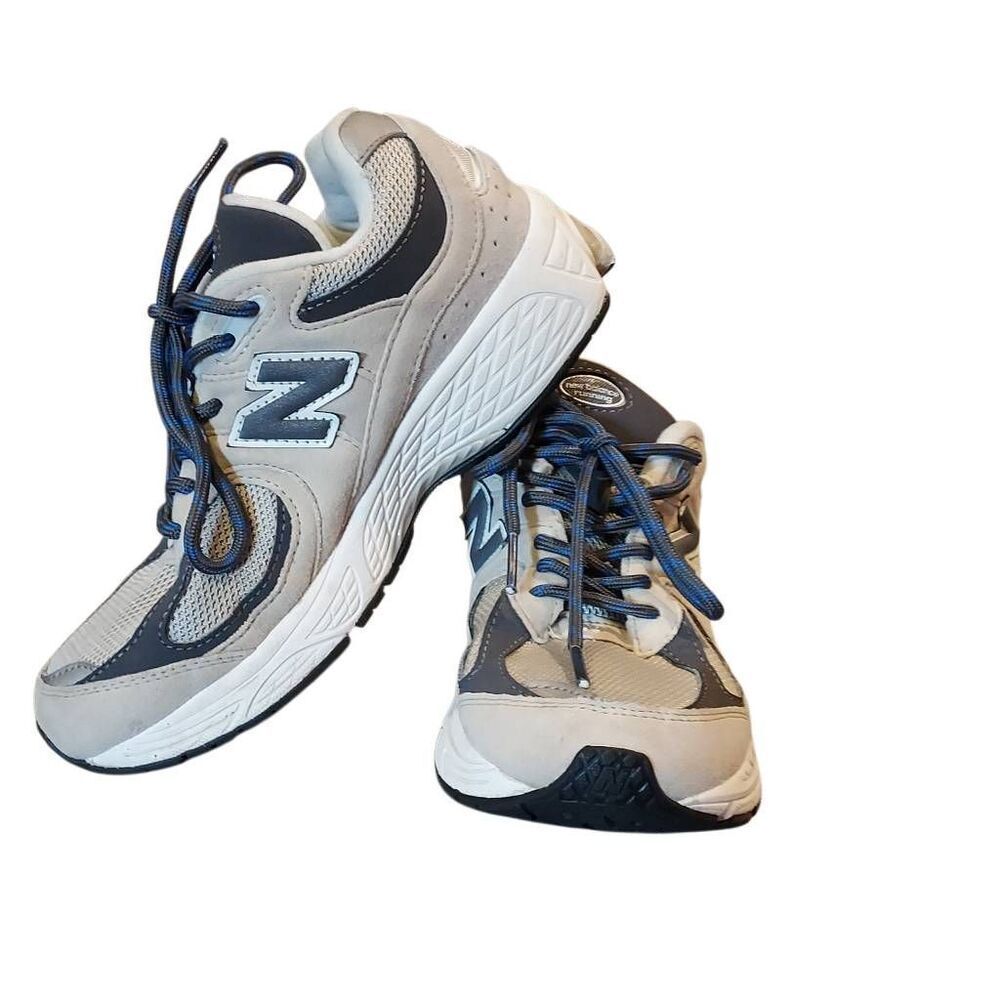 New Balance 990v5 Made in USA Running Shoes - Size 4 Adult - Gray Navy - Pre-Own